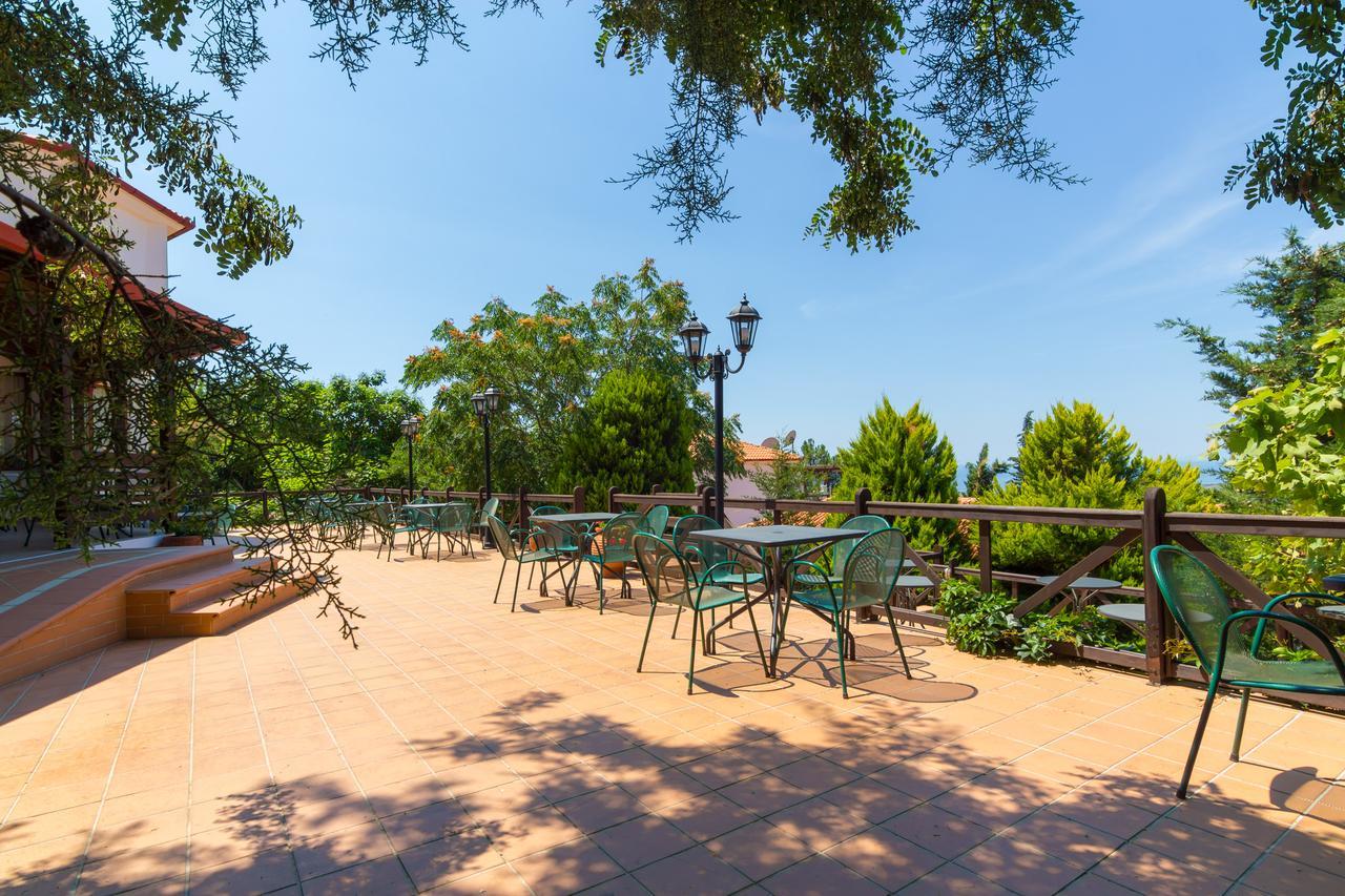 Filosxenia Roxani Country House Hotell Marónia Exteriör bild
